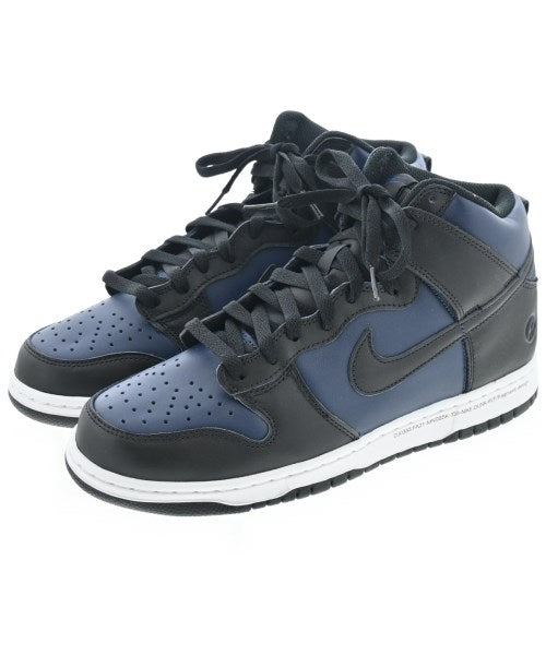 NIKE รองเท้าผ้าใบ