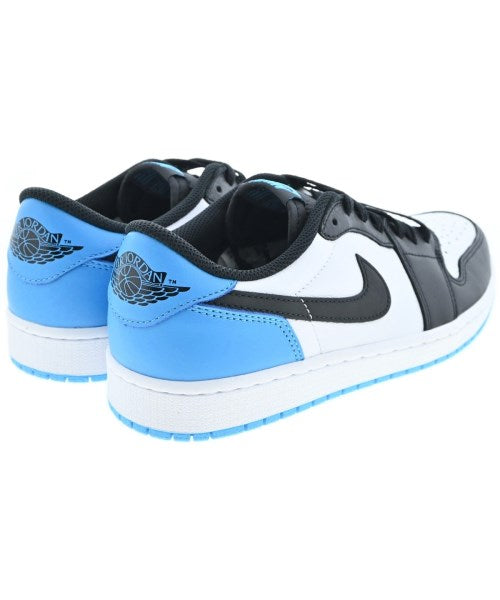 NIKE รองเท้าผ้าใบ