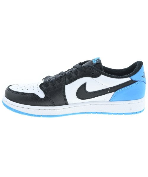 NIKE รองเท้าผ้าใบ
