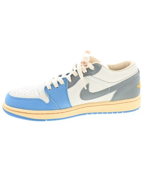 NIKE รองเท้าผ้าใบ