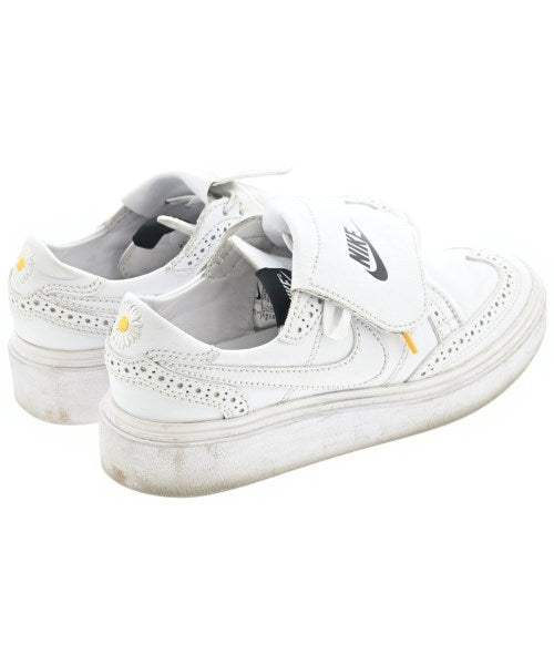 NIKE รองเท้าผ้าใบ