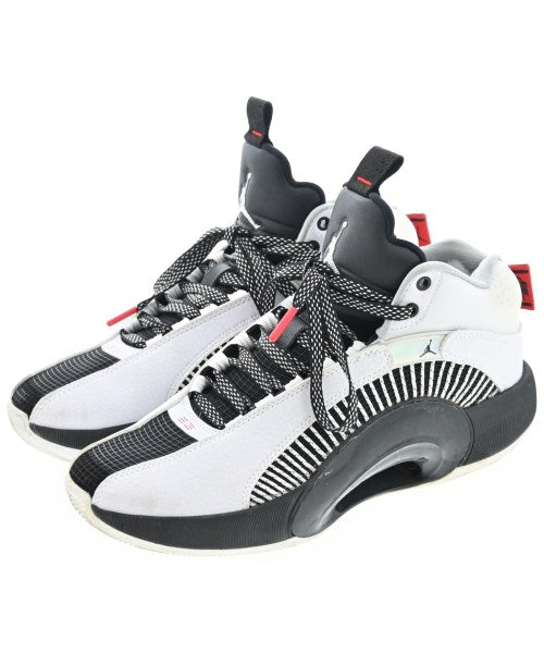 NIKE รองเท้าผ้าใบ