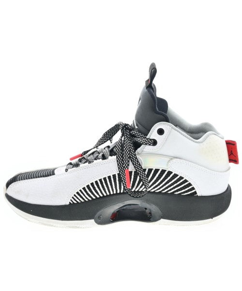 NIKE รองเท้าผ้าใบ