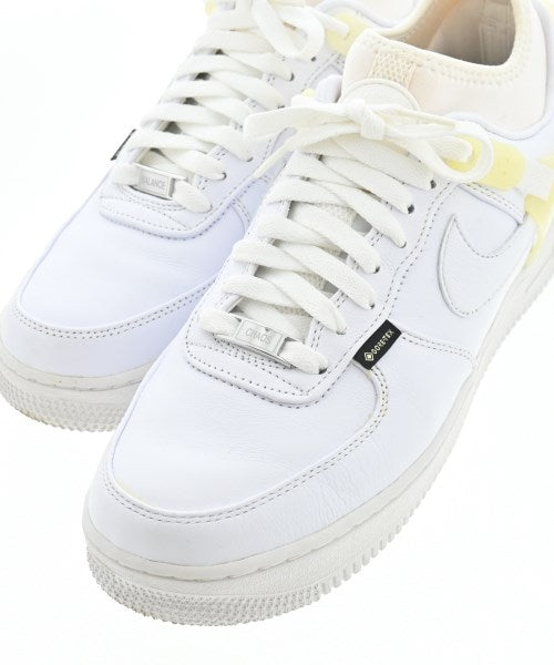NIKE รองเท้าผ้าใบ