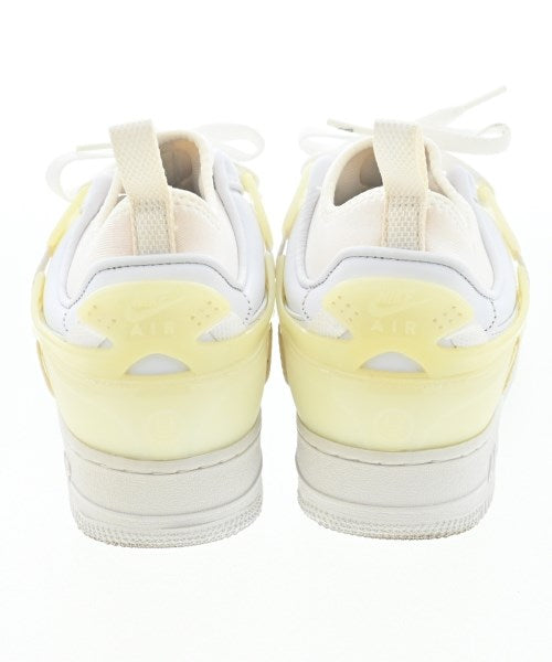 NIKE รองเท้าผ้าใบ
