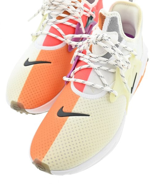 NIKE รองเท้าผ้าใบ