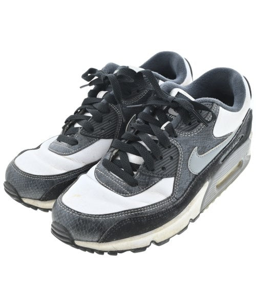 NIKE รองเท้าผ้าใบ