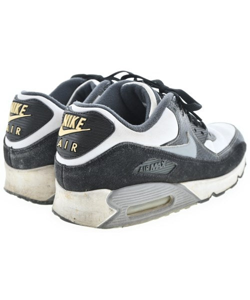 NIKE รองเท้าผ้าใบ