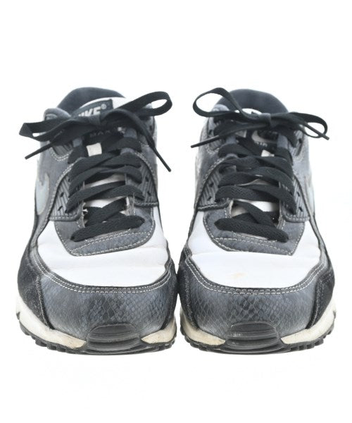 NIKE รองเท้าผ้าใบ