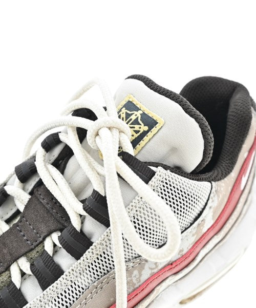 NIKE รองเท้าผ้าใบ