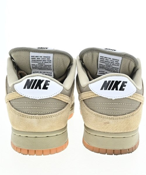 NIKE รองเท้าผ้าใบ