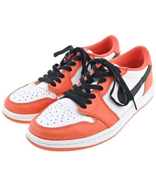 NIKE รองเท้าผ้าใบ