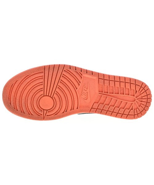 NIKE รองเท้าผ้าใบ