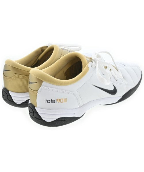 NIKE รองเท้าผ้าใบ
