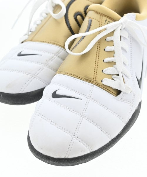 NIKE รองเท้าผ้าใบ
