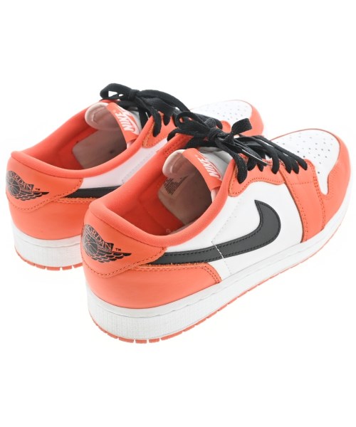 NIKE รองเท้าผ้าใบ