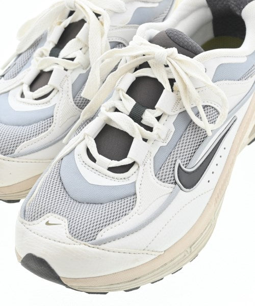 NIKE รองเท้าผ้าใบ