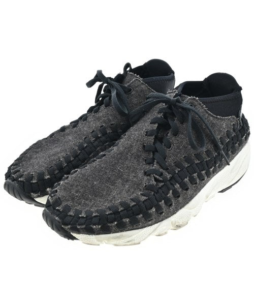 NIKE รองเท้าผ้าใบ