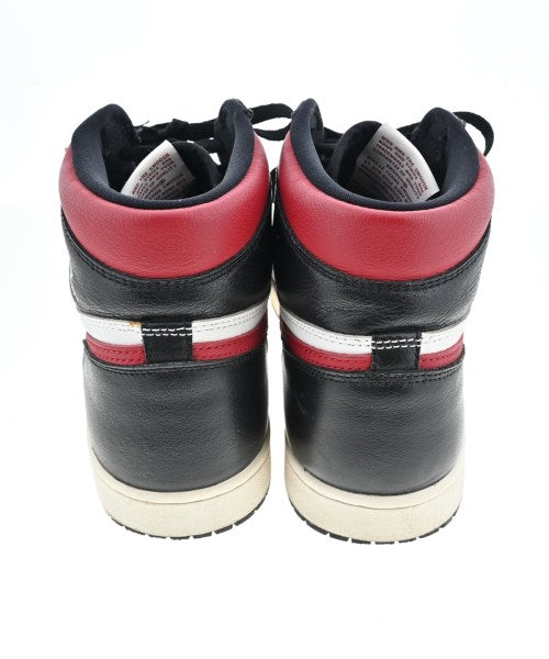 NIKE รองเท้าผ้าใบ