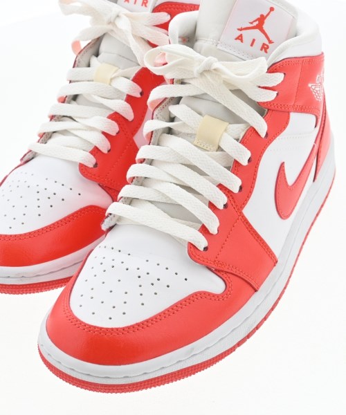 NIKE รองเท้าผ้าใบ