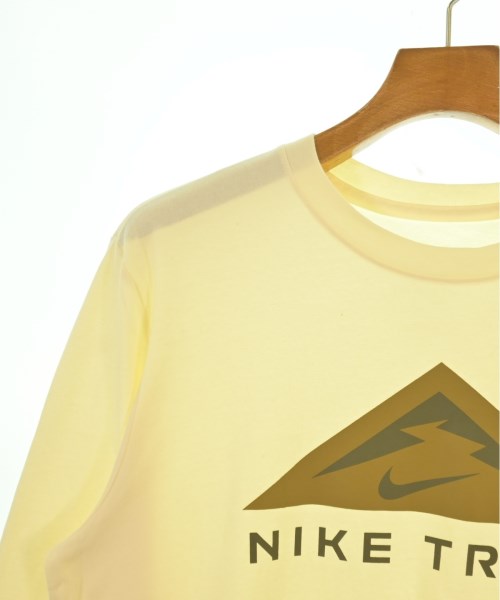 NIKE เสื้อยืด/เสื้อท็อปส์