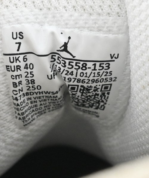 NIKE รองเท้าผ้าใบ