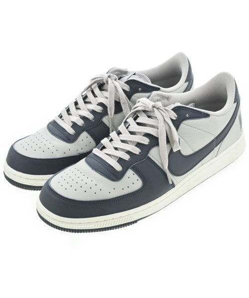 NIKE รองเท้าผ้าใบ