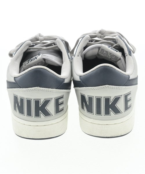 NIKE รองเท้าผ้าใบ