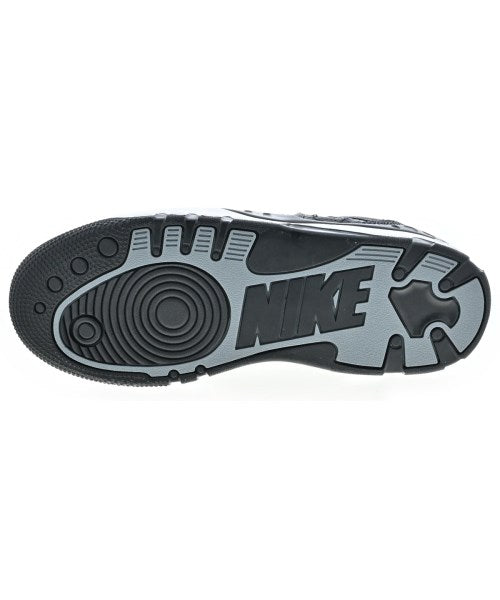 NIKE รองเท้าผ้าใบ