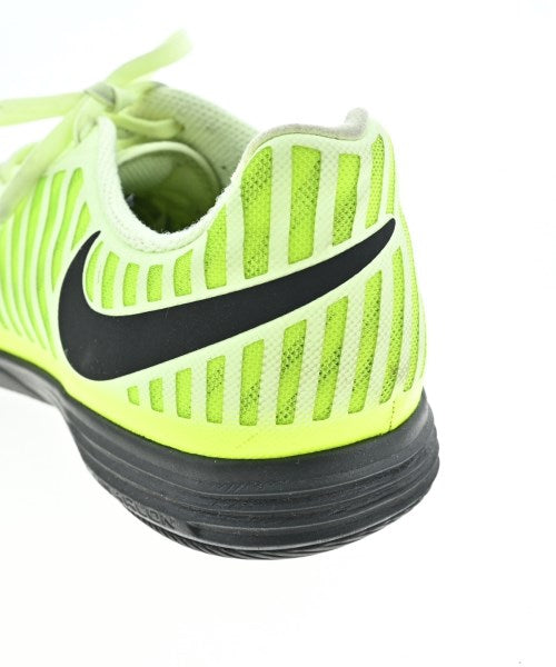 NIKE รองเท้าผ้าใบ