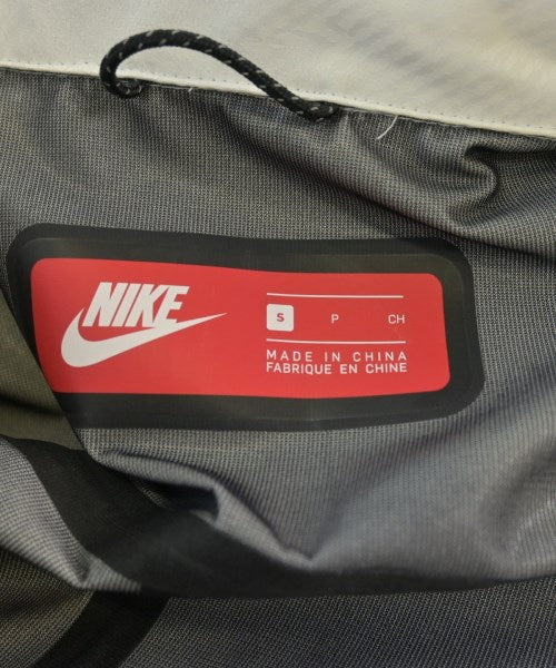 NIKE เสื้อโค้ท
