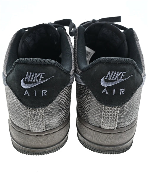 NIKE รองเท้าผ้าใบ