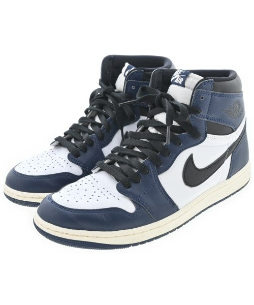 NIKE รองเท้าผ้าใบ