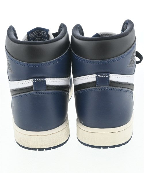 NIKE รองเท้าผ้าใบ