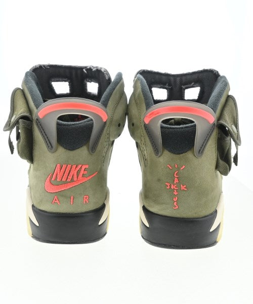 NIKE รองเท้าผ้าใบ