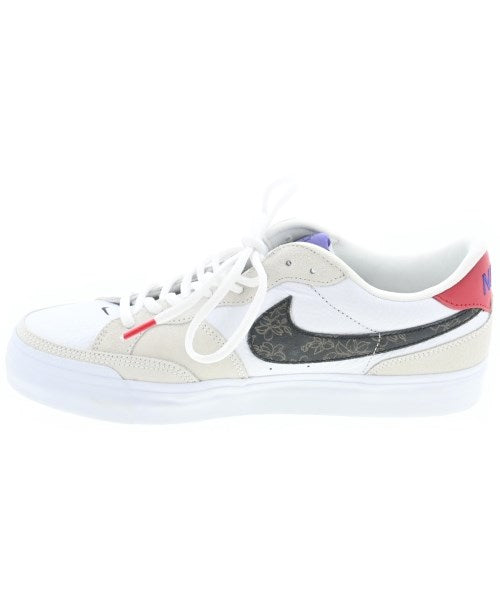 NIKE รองเท้าผ้าใบ