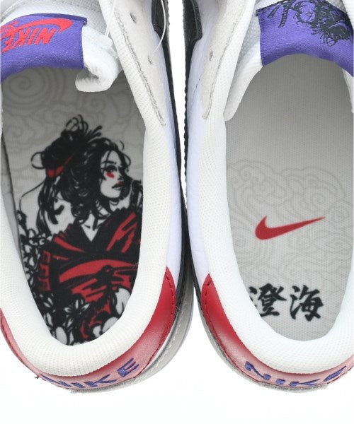 NIKE รองเท้าผ้าใบ
