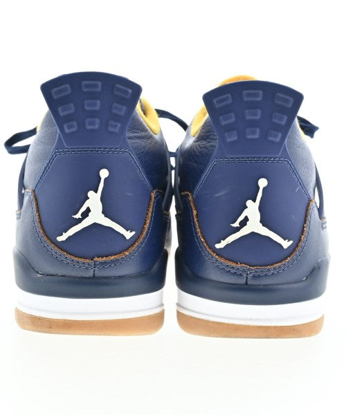 NIKE รองเท้าผ้าใบ