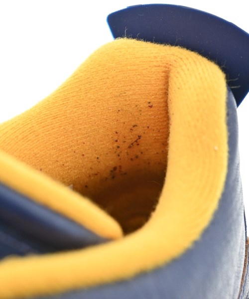 NIKE รองเท้าผ้าใบ
