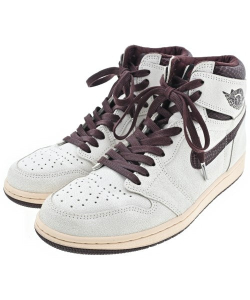 NIKE รองเท้าผ้าใบ