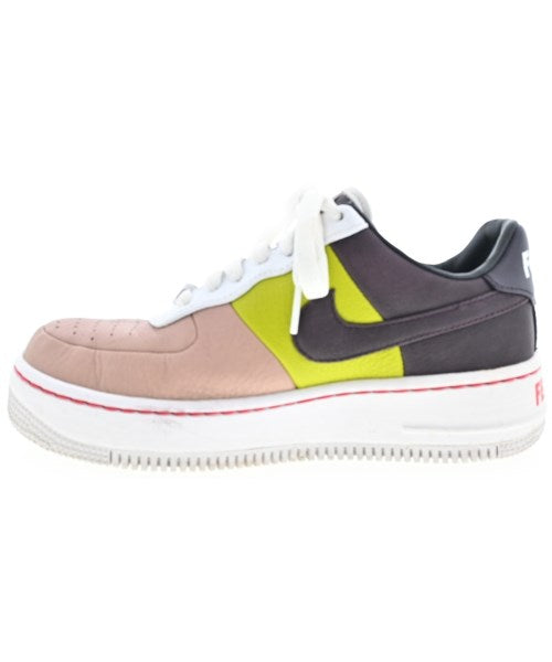 NIKE รองเท้าผ้าใบ