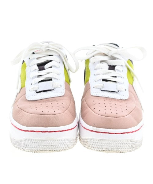 NIKE รองเท้าผ้าใบ
