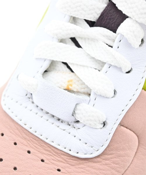NIKE รองเท้าผ้าใบ