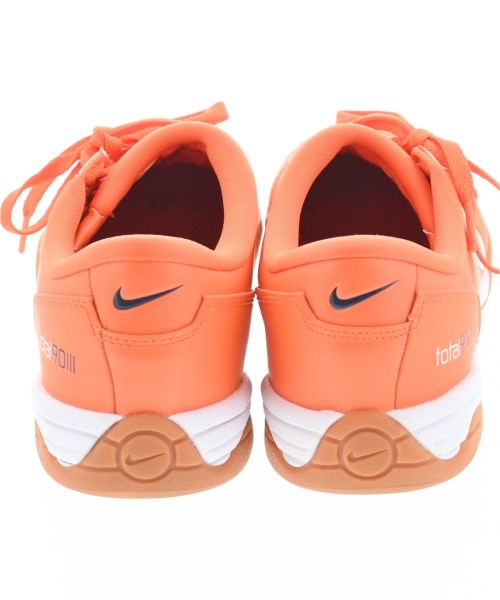 NIKE รองเท้าผ้าใบ