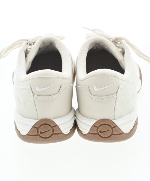 NIKE รองเท้าผ้าใบ