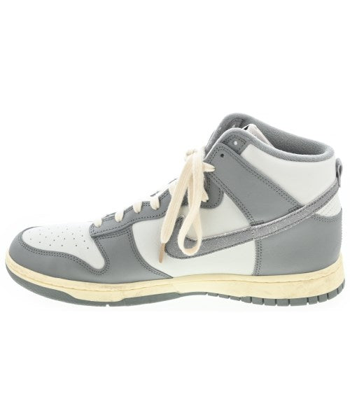 NIKE รองเท้าผ้าใบ