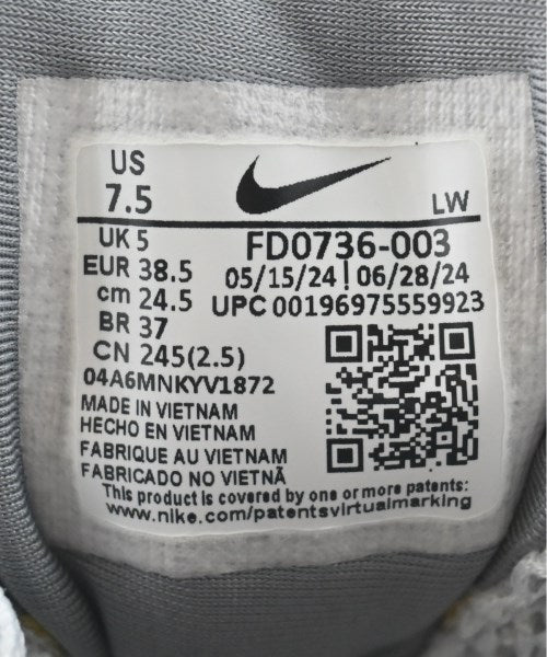 NIKE รองเท้าผ้าใบ