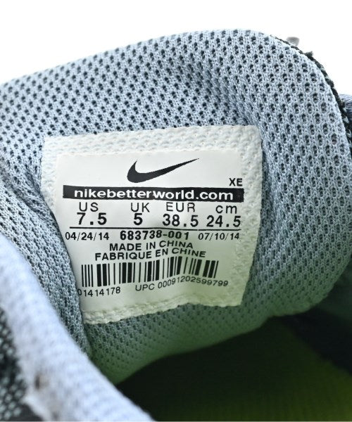 NIKE รองเท้าผ้าใบ