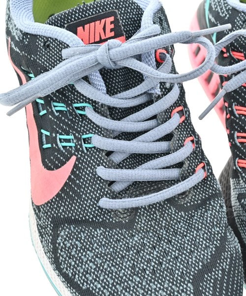 NIKE รองเท้าผ้าใบ