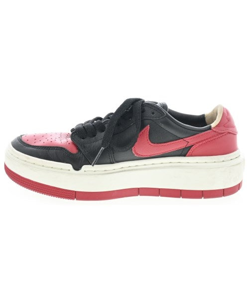 NIKE รองเท้าผ้าใบ